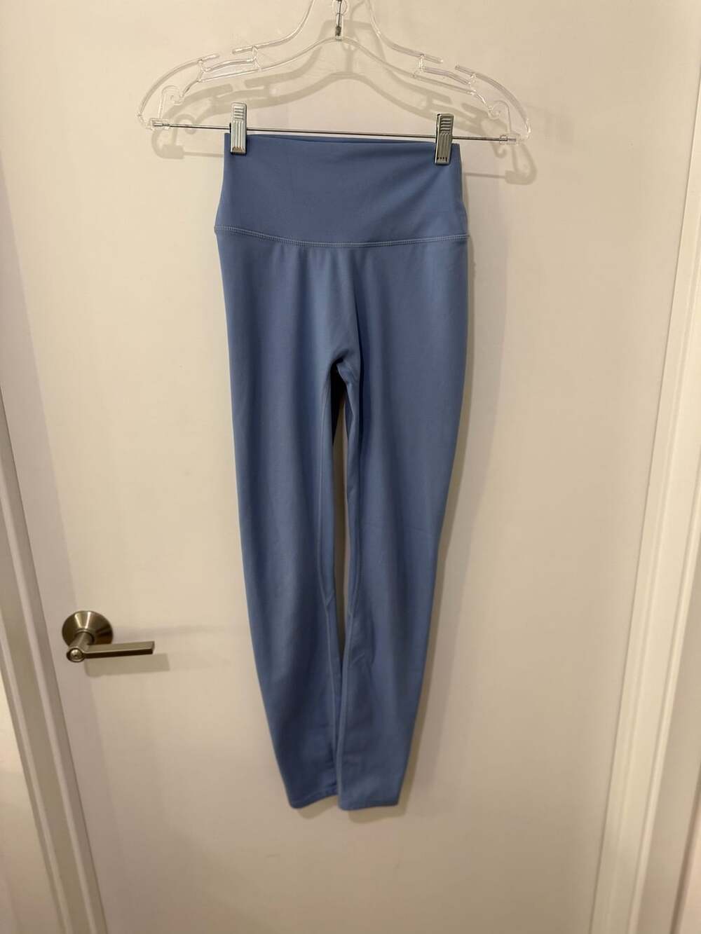 CSB Crop Shop Boutique High Waisted Scrunch Booty Leggings Blue Size S - Picture 3 of 8